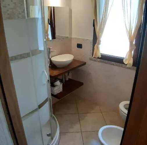 Lo Sguardo Sulla Citta' ,panoramic View * Όλμπια